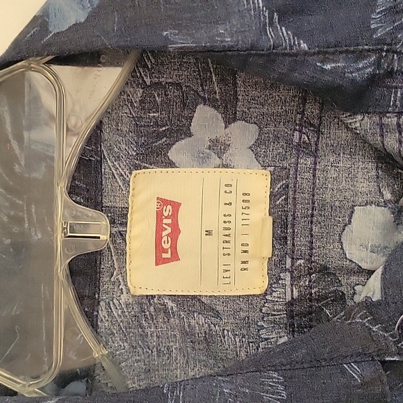 Levi's Hawaiian M - Picture 2 of 2